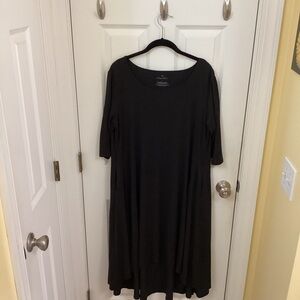 Elegantee Black Midi Dress with Pockets